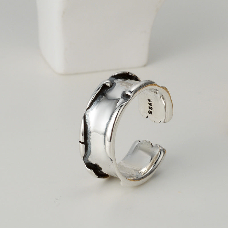 Retro Distressed Ring for Women Fashion Accessory